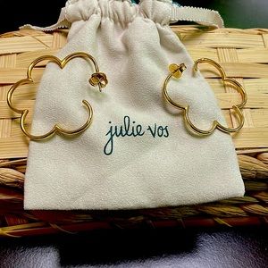Julie Vos Gold Gardenia Hoop